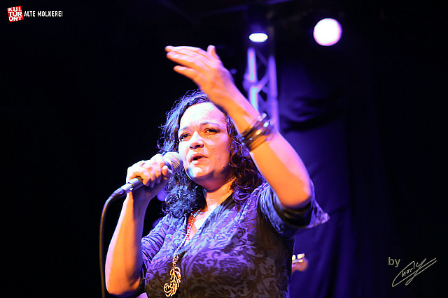 20130923 - Meena Cryle & The Chris Fillmore Band - 270.jpg