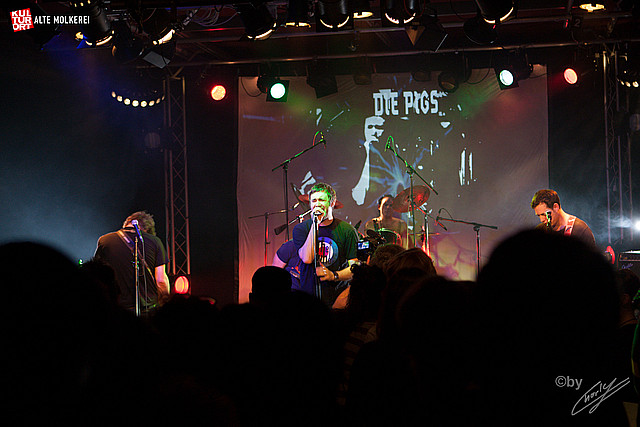 20120421 - Die Pigs - 003.jpg